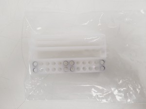 Thumbnail image of Qiagen QIAxcel Connect Electrophoresis Instrument