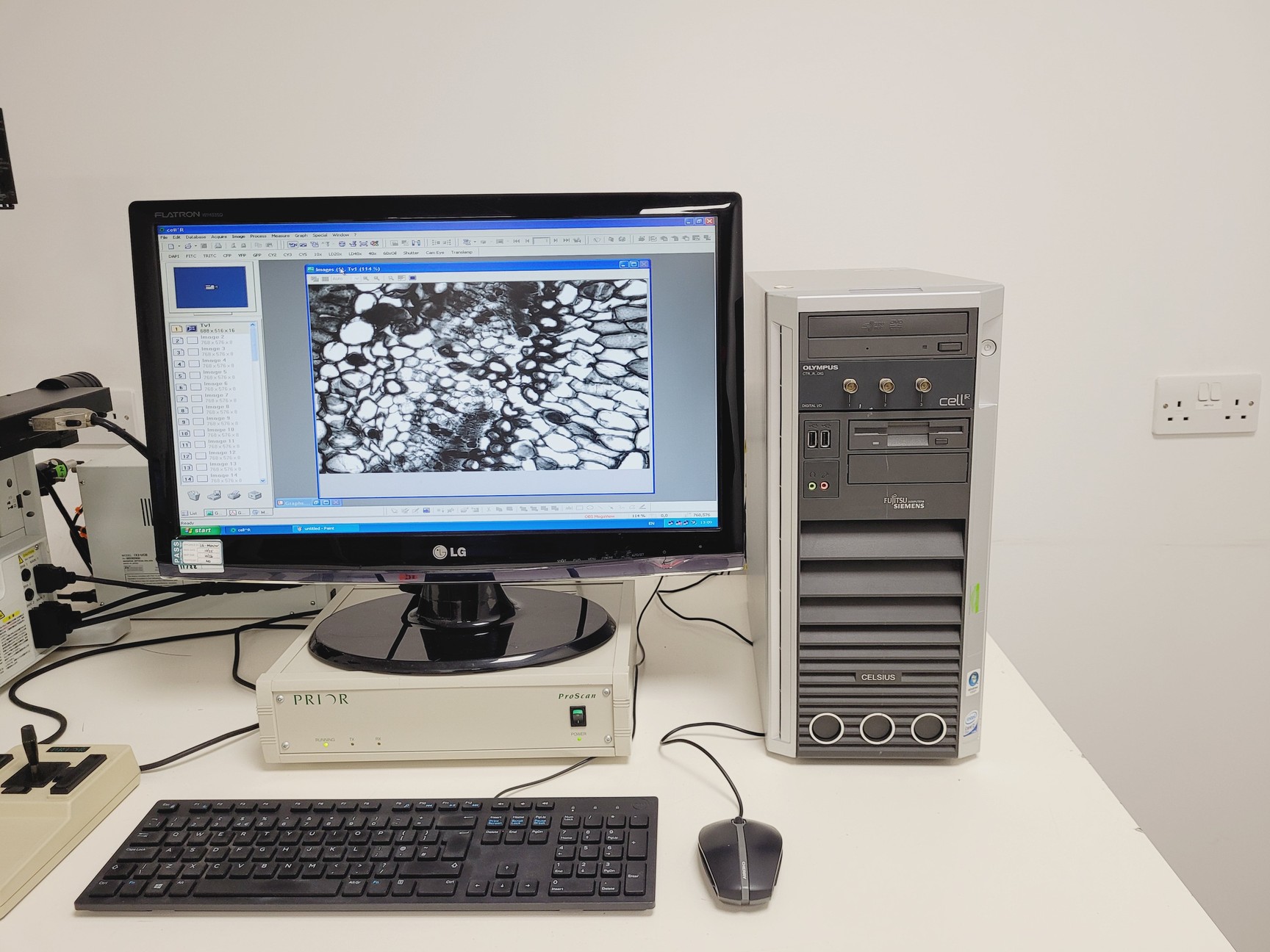 Image of Olympus IX81 with Olympus MT20 Cell IR System