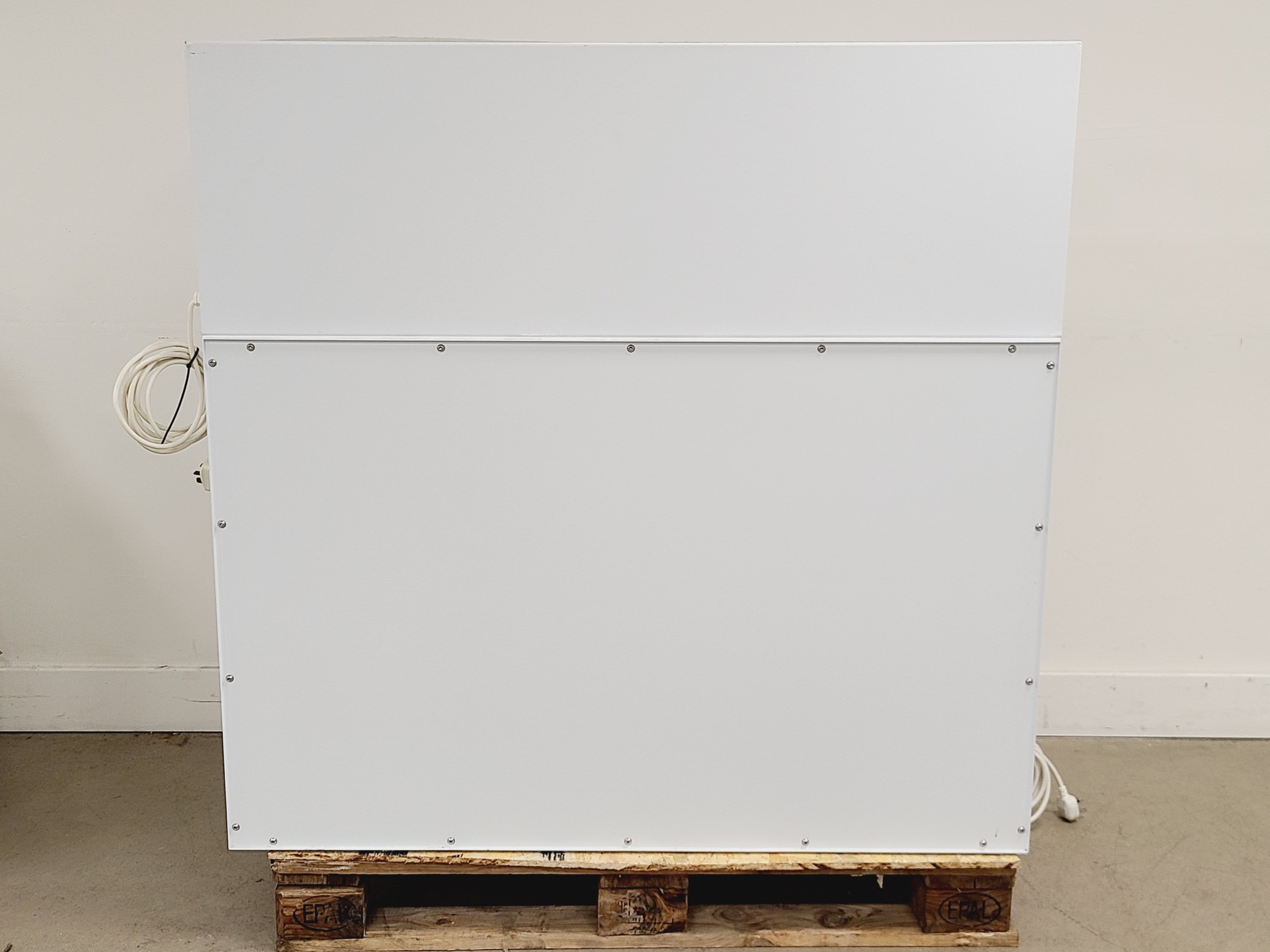 Image of CAS HLF 1200 Horizontal Laminar Flow Cabinet 120x75x130 cm Lab