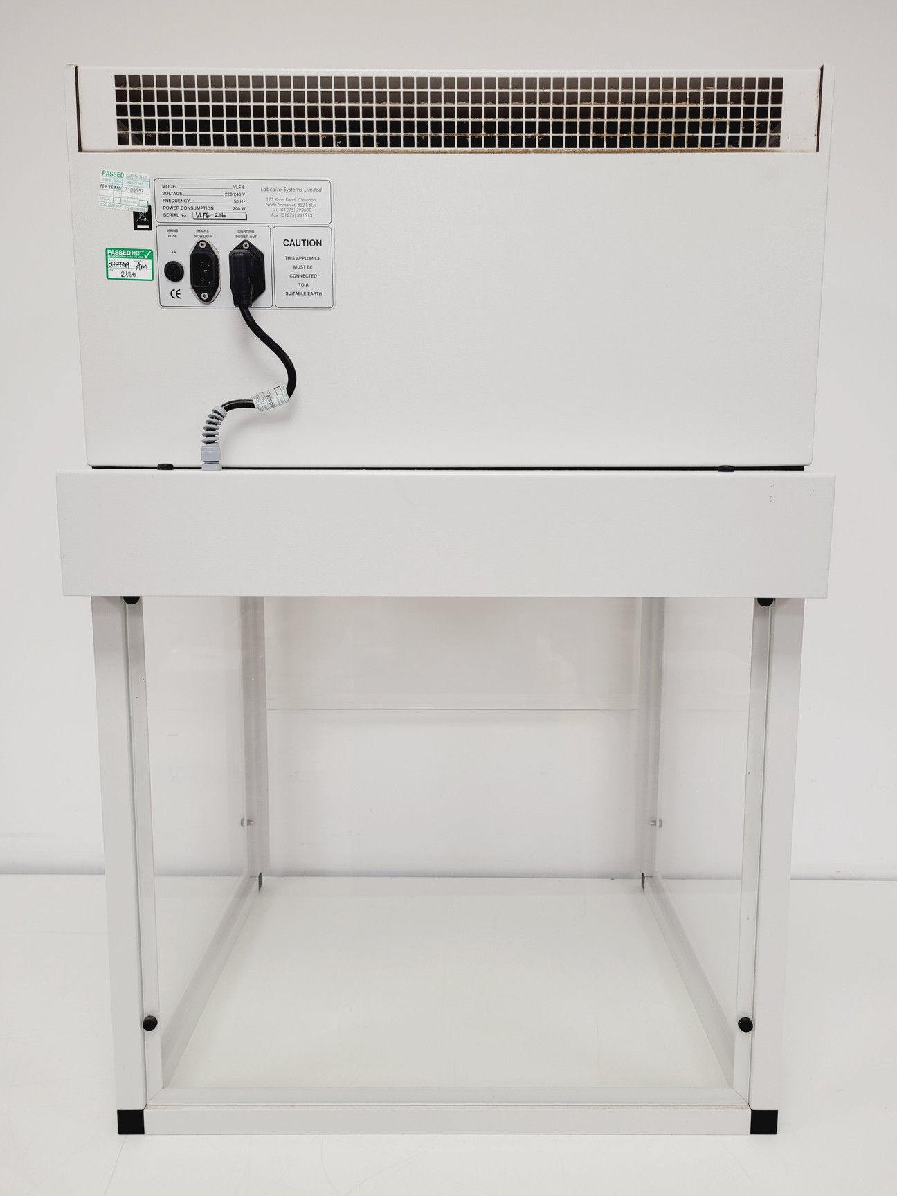Image of Labcaire VLF6 Vertial Laminar Flow Cabinet Lab