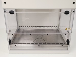 Thumbnail image of Labcaire PCR8 PCR Workstation/Laminar Flow Cabinet Lab