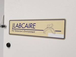 Thumbnail image of Labcaire PCR8 PCR Workstation/Laminar Flow Cabinet Lab