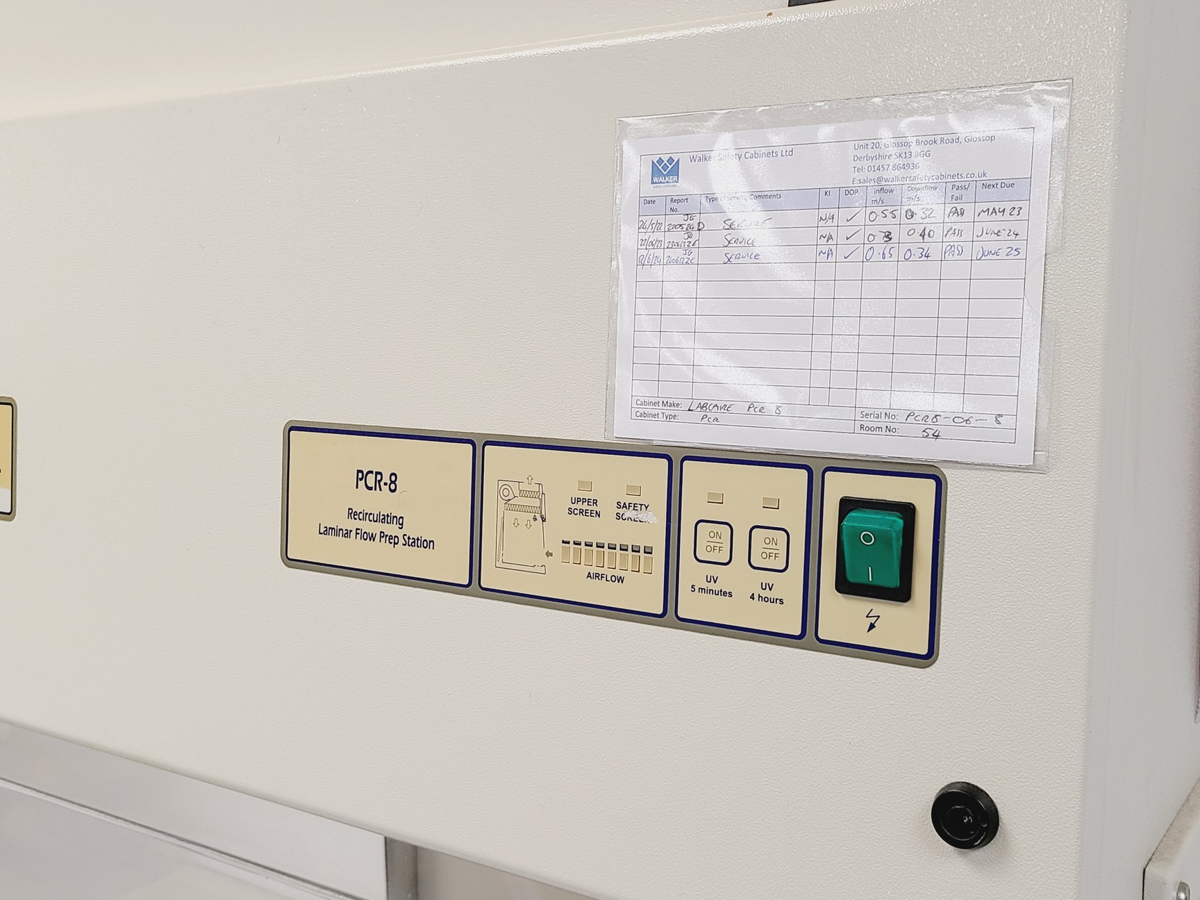 Image of Labcaire PCR8 PCR Workstation/Laminar Flow Cabinet Lab