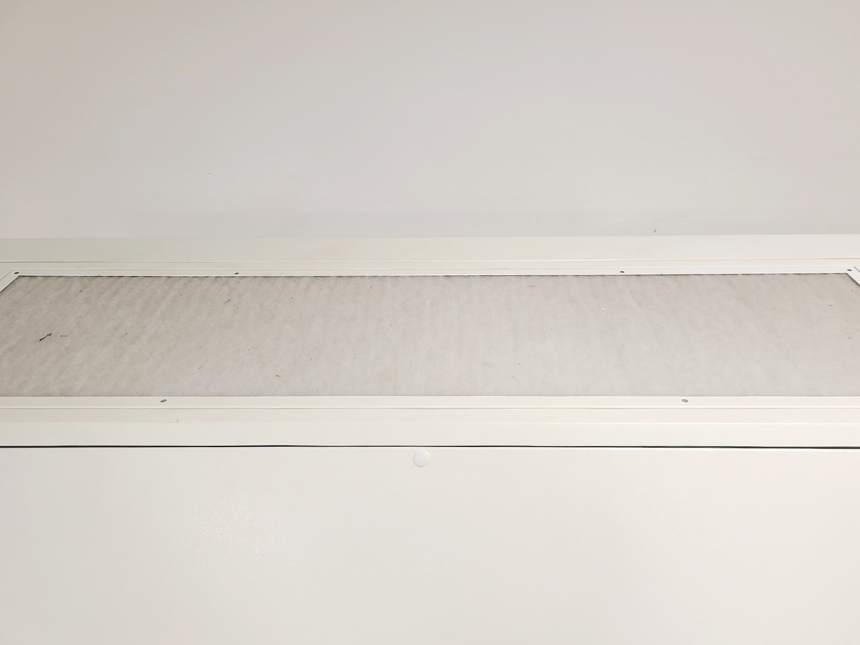 Image of Bigneat HLFP 1.5 Horizontal Laminar Flow Cabinet 150x76x116 cm Lab