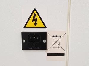 Thumbnail image of Bigneat HLFP 1.5 Horizontal Laminar Flow Cabinet 150x76x116 cm Lab