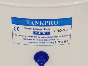Thumbnail image of Ultrapure Water System Model 20TC with Tankpro Pro-3.2 Water Storage Tank (2021)