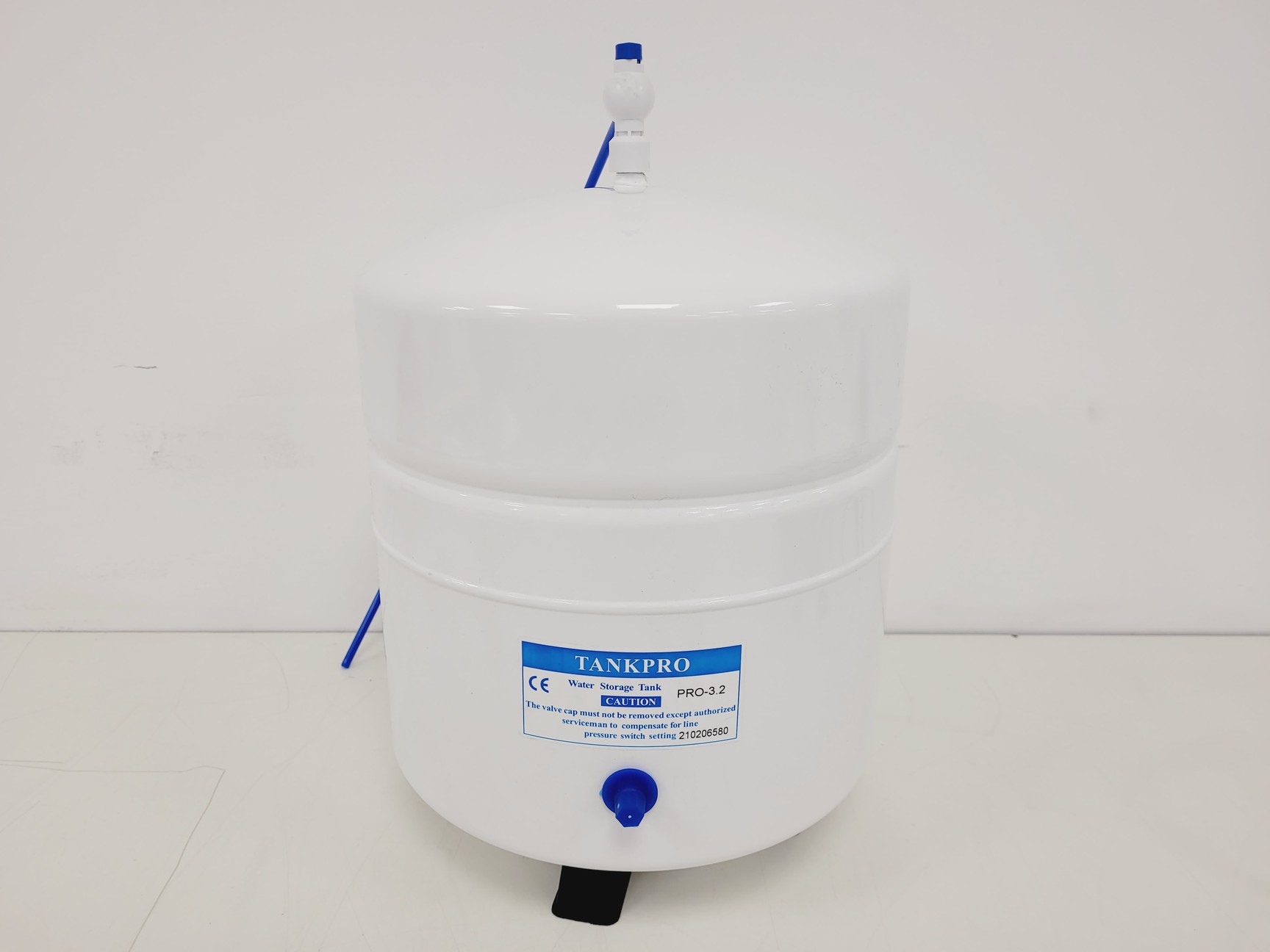 Image of Ultrapure Water System Model 20TC with Tankpro Pro-3.2 Water Storage Tank (2021)