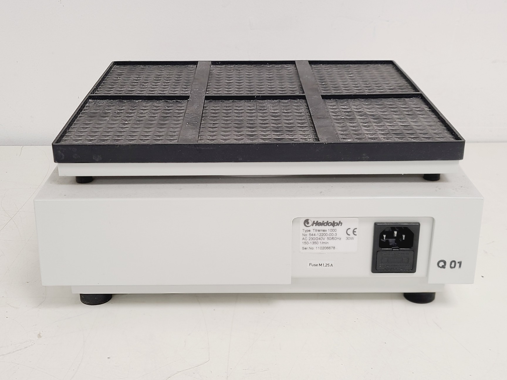 Image of Heidolph Titramax 1000 Benchtop Microplate Shaker
