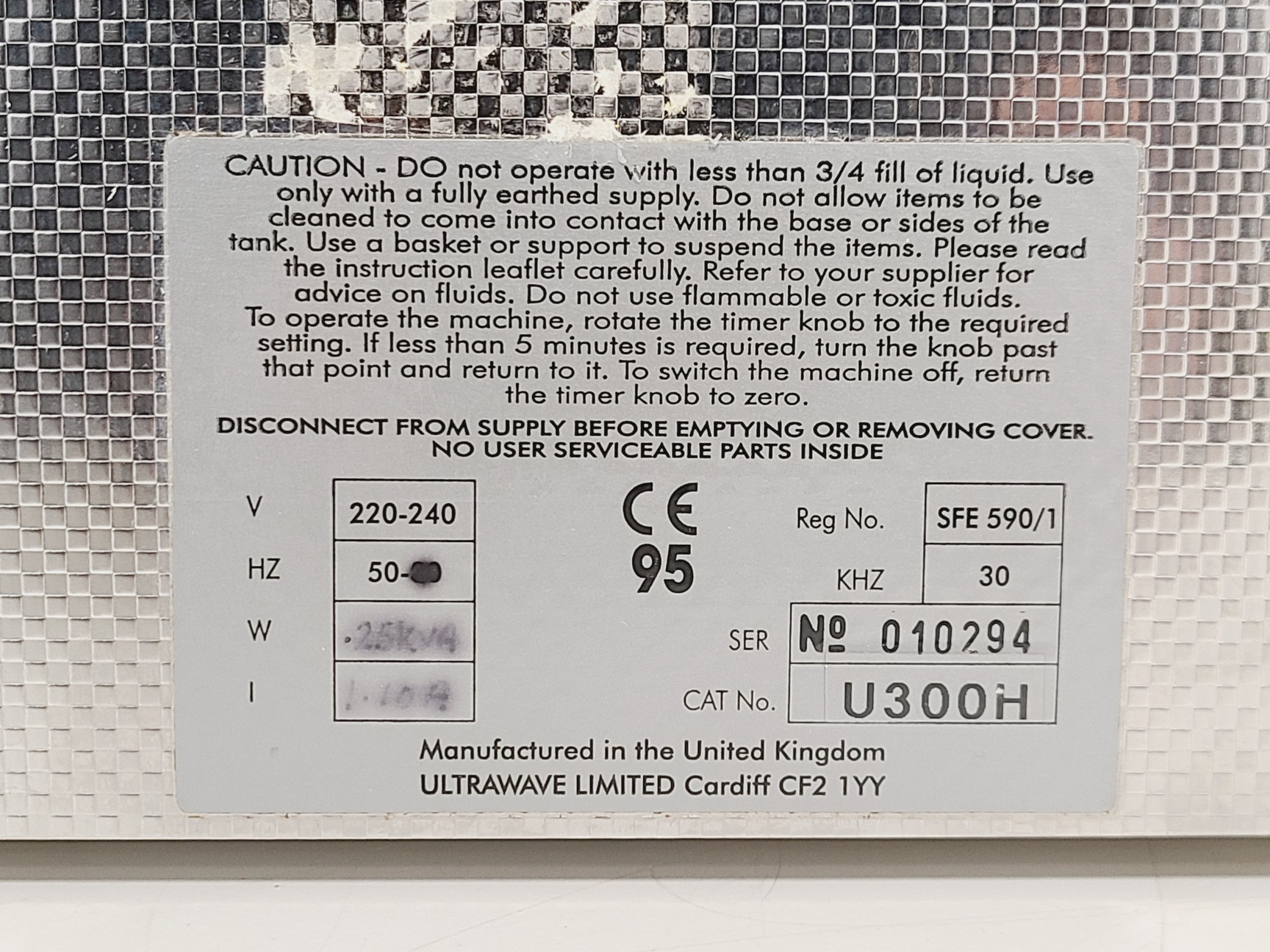 Image of Ultrawave U300H Ultrasonic Water Bath 2.5 Litre 