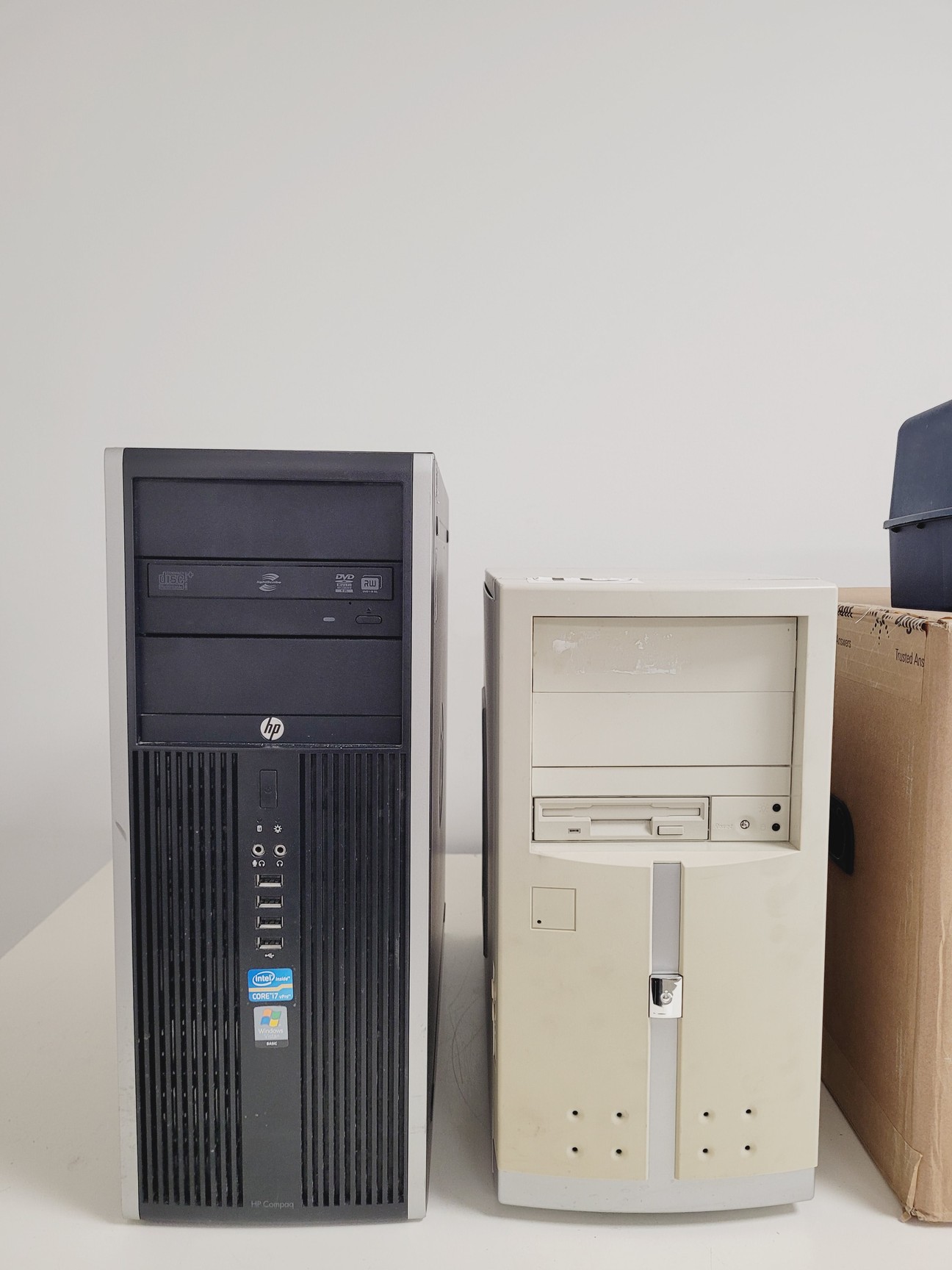 Image of Micromass Maldi Micro MX with Mass Lynx software