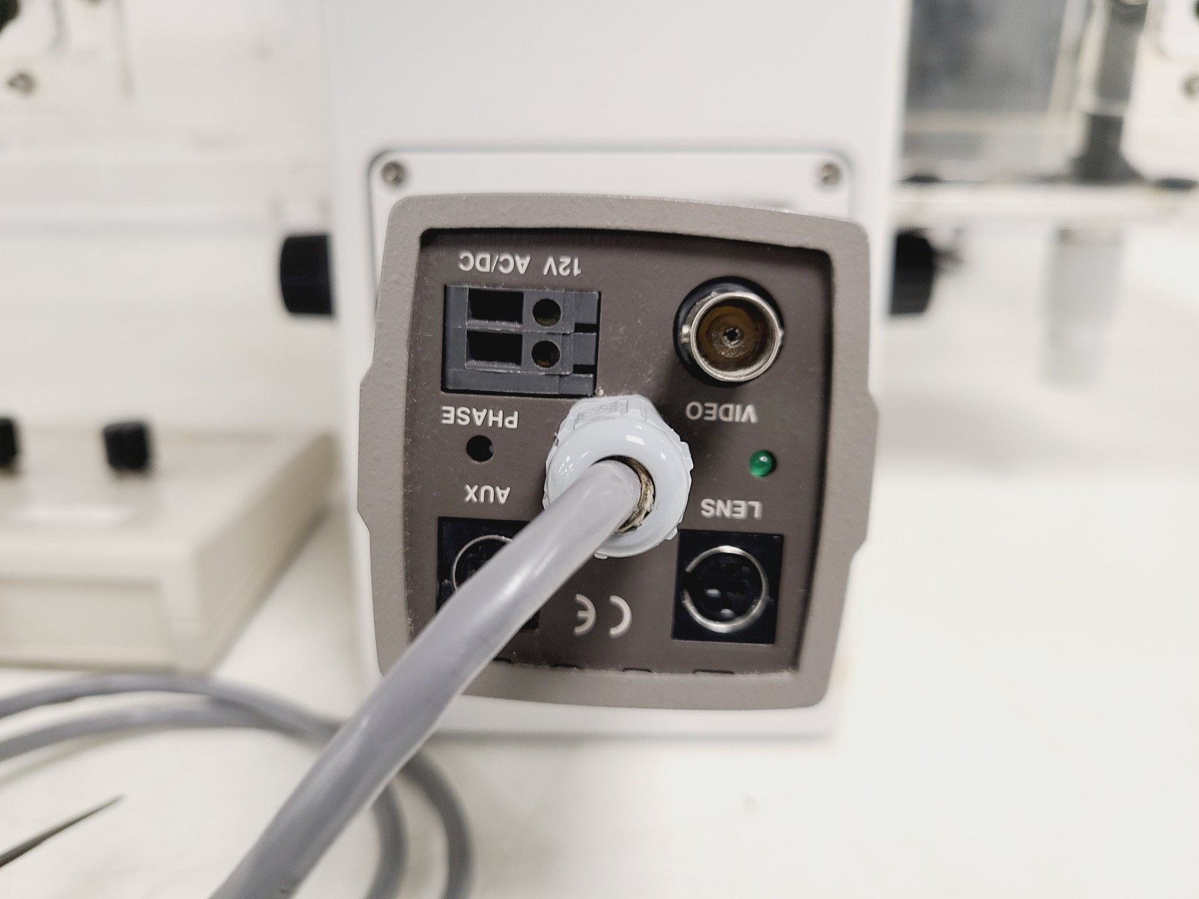 Image of Leica DM IRB Inverted Microscope, Incubation Chamber, EBQ 100 & Hot Air Blower