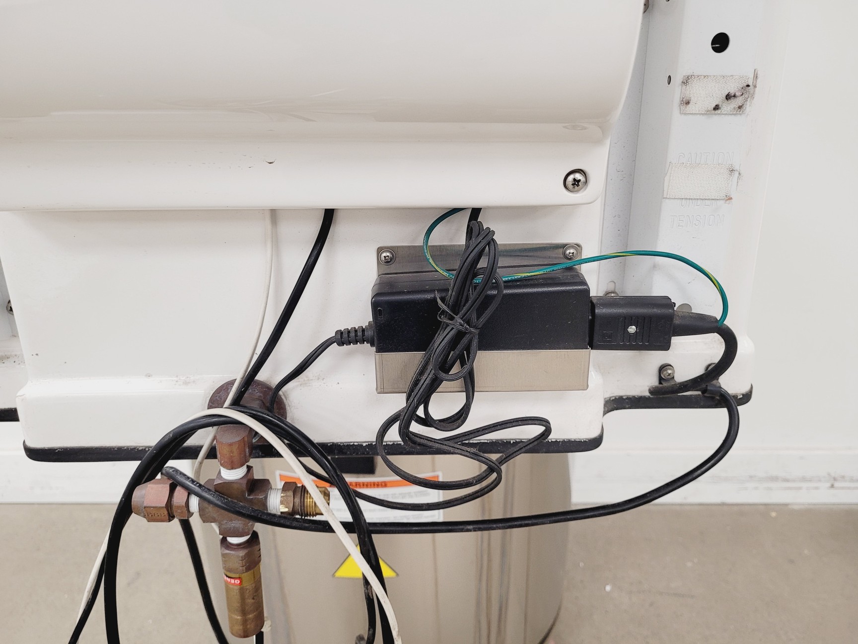 Image of CBS Isolthermal V1500-AB Series LN2 Cryo-Storage Vessel