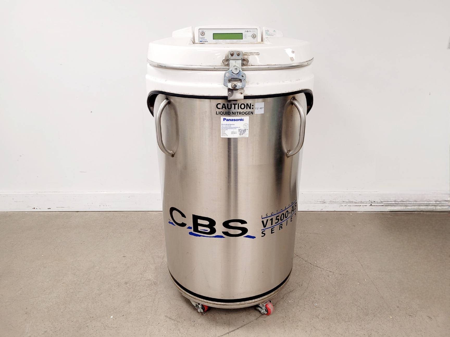 Image of CBS Isolthermal V1500-AB Series LN2 Cryo-Storage Vessel