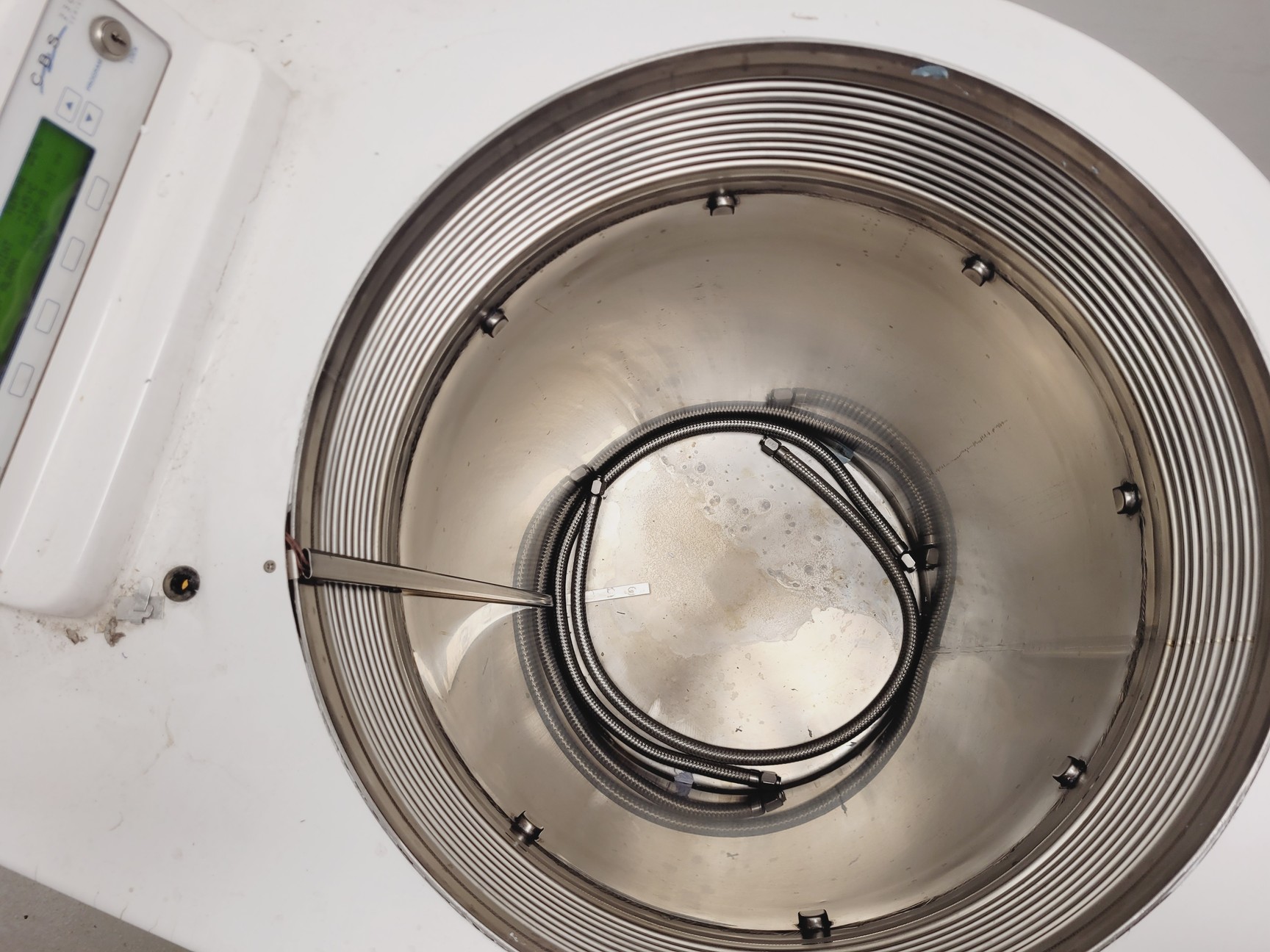 Image of CBS Isolthermal V1500-AB Series LN2 Cryo-Storage Vessel
