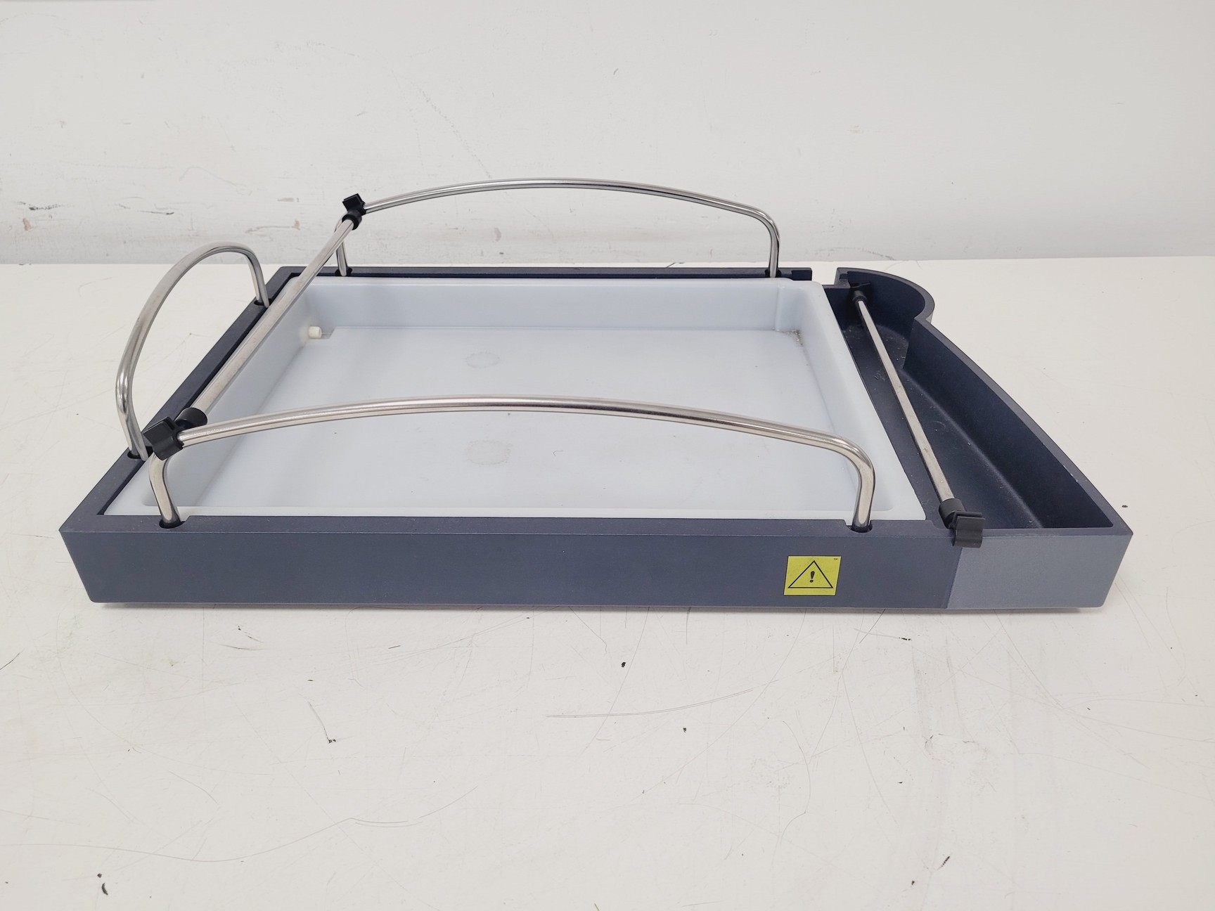 Image of Waters nanoACQUITY UPLC Sample Manager Chromatography Lab