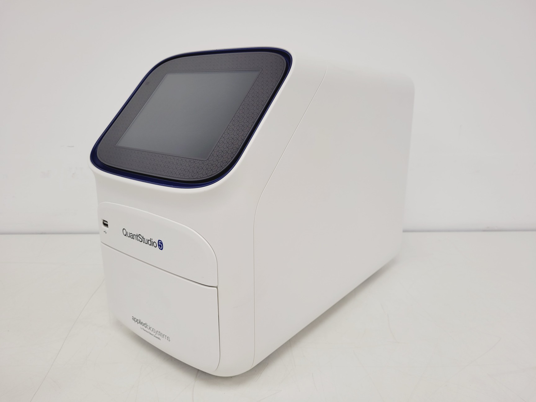 Image of Applied Biosystems QuantStudio 5 RT-PCR 96-Well 2020 0.1mL Block W/ Dell Laptop