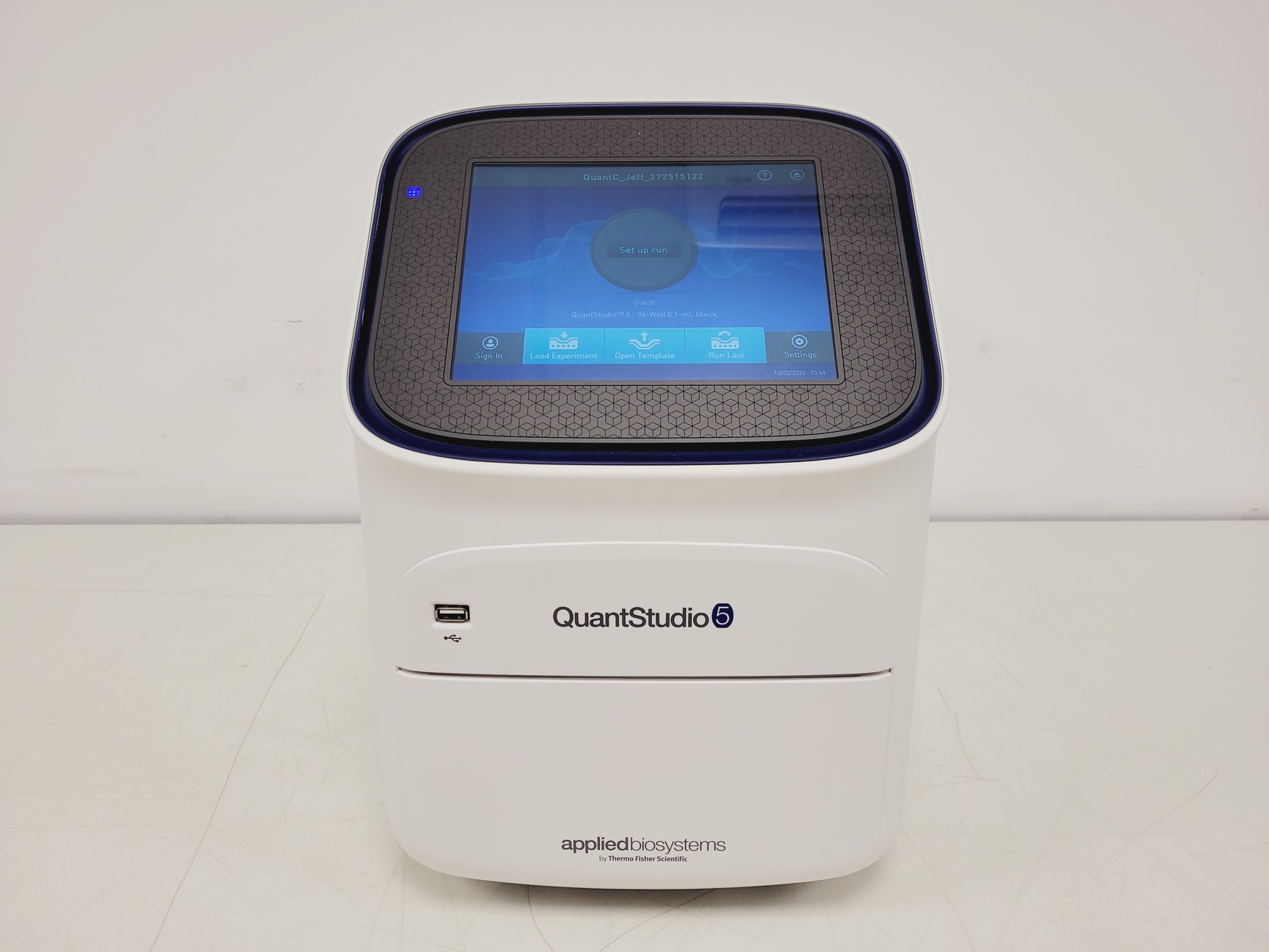 Image of Applied Biosystems QuantStudio 5 2023 RT-PCR 96-Well 0.1mL Block