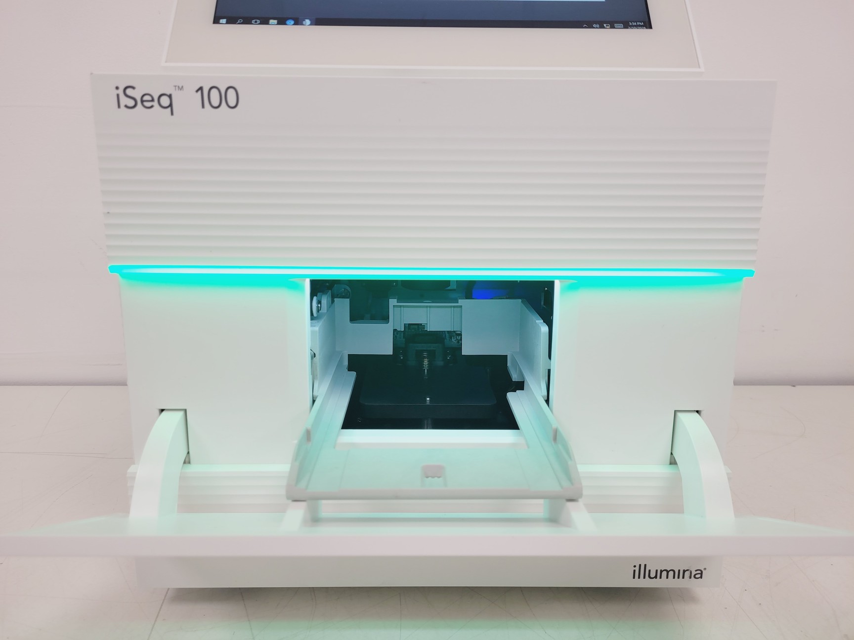 Image of Ilumina iSeq 100 Sequencing System DNA Sequencer 2023 Lab