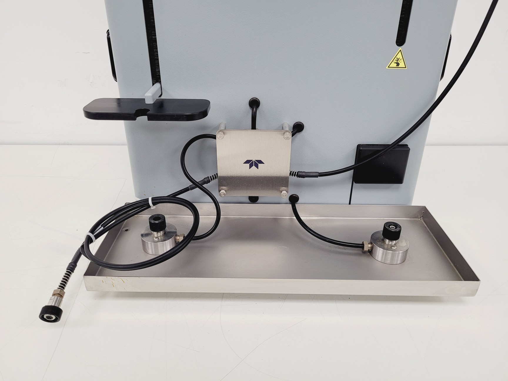 Isco Lab Machine Teledyne ISCO Combiflash Torrent UV Flash Chromatography System Lab