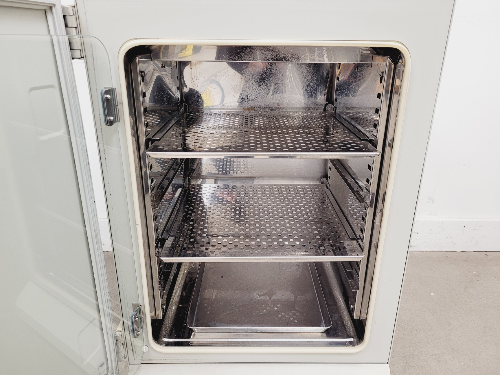 Image of Sanyo MCO-17AIC CO2 Incubator