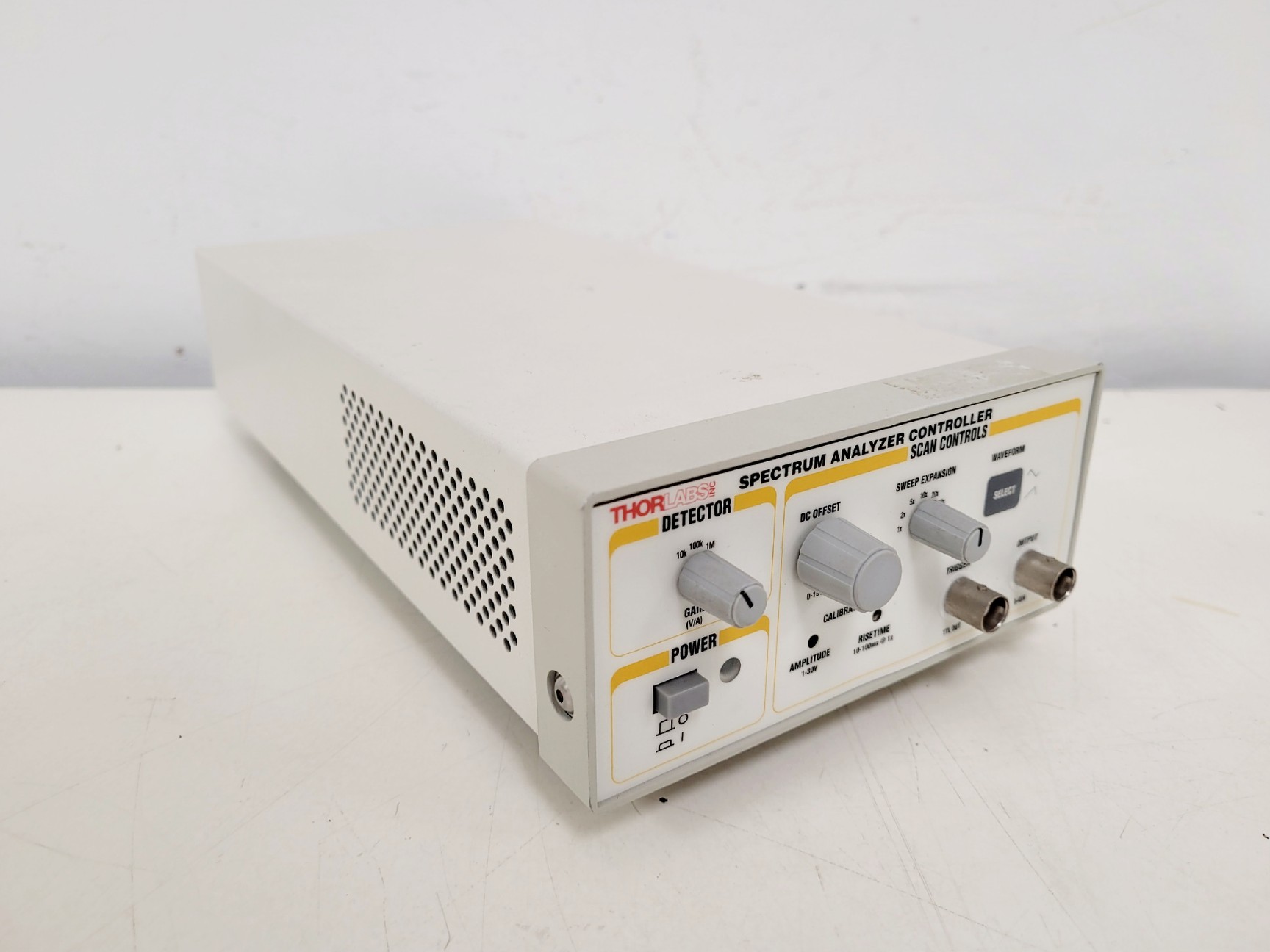 Image of Thorlabs SA201 Spectrum Analyzer Controller