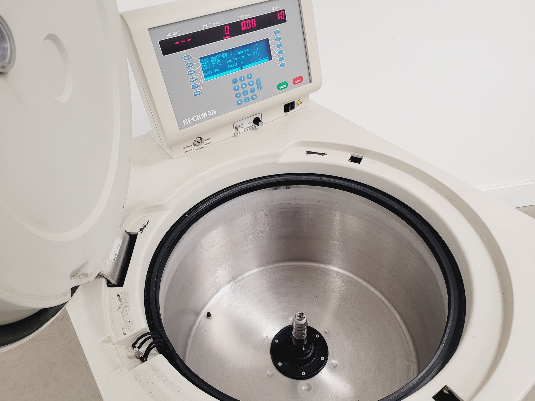Image of Beckman Avanti J-20I Centrifuge