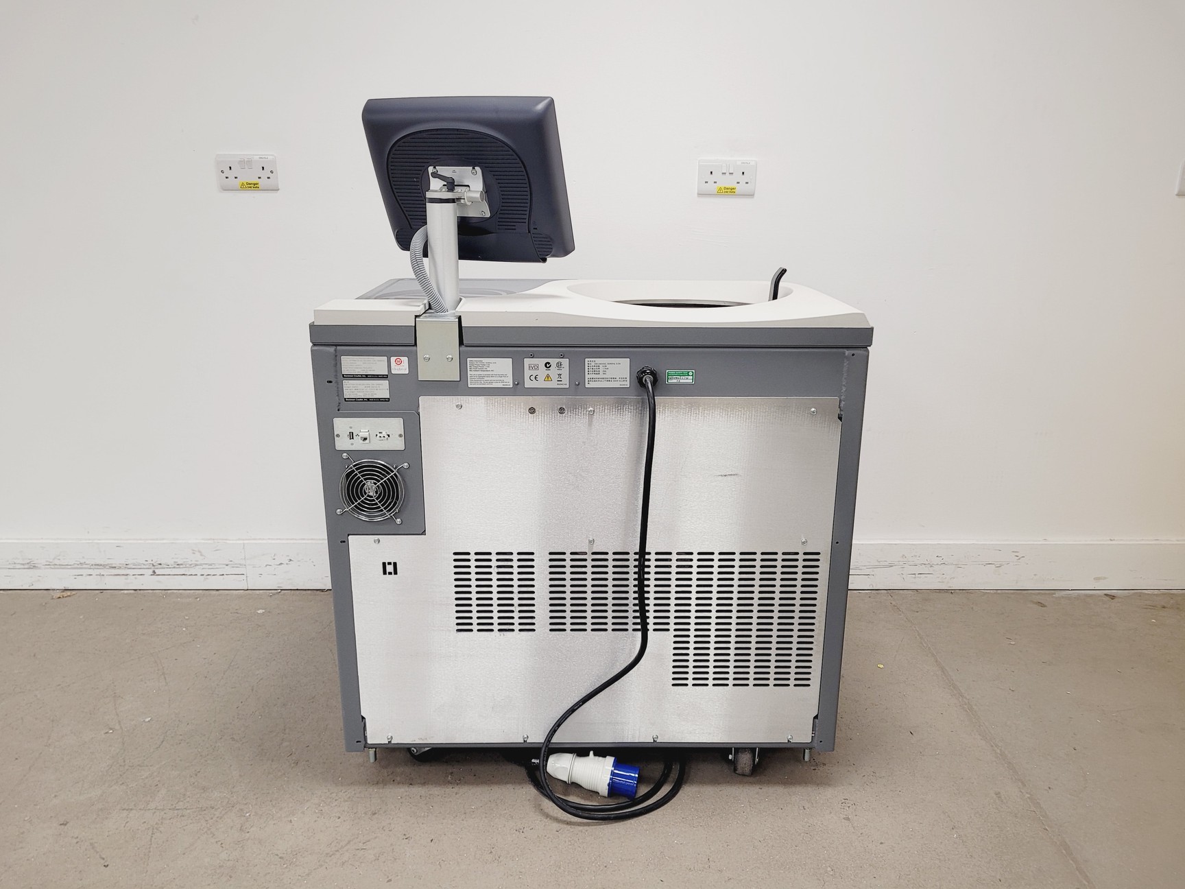 Image of Beckman Coulter Optima XE-90 Ultracentrifuge 