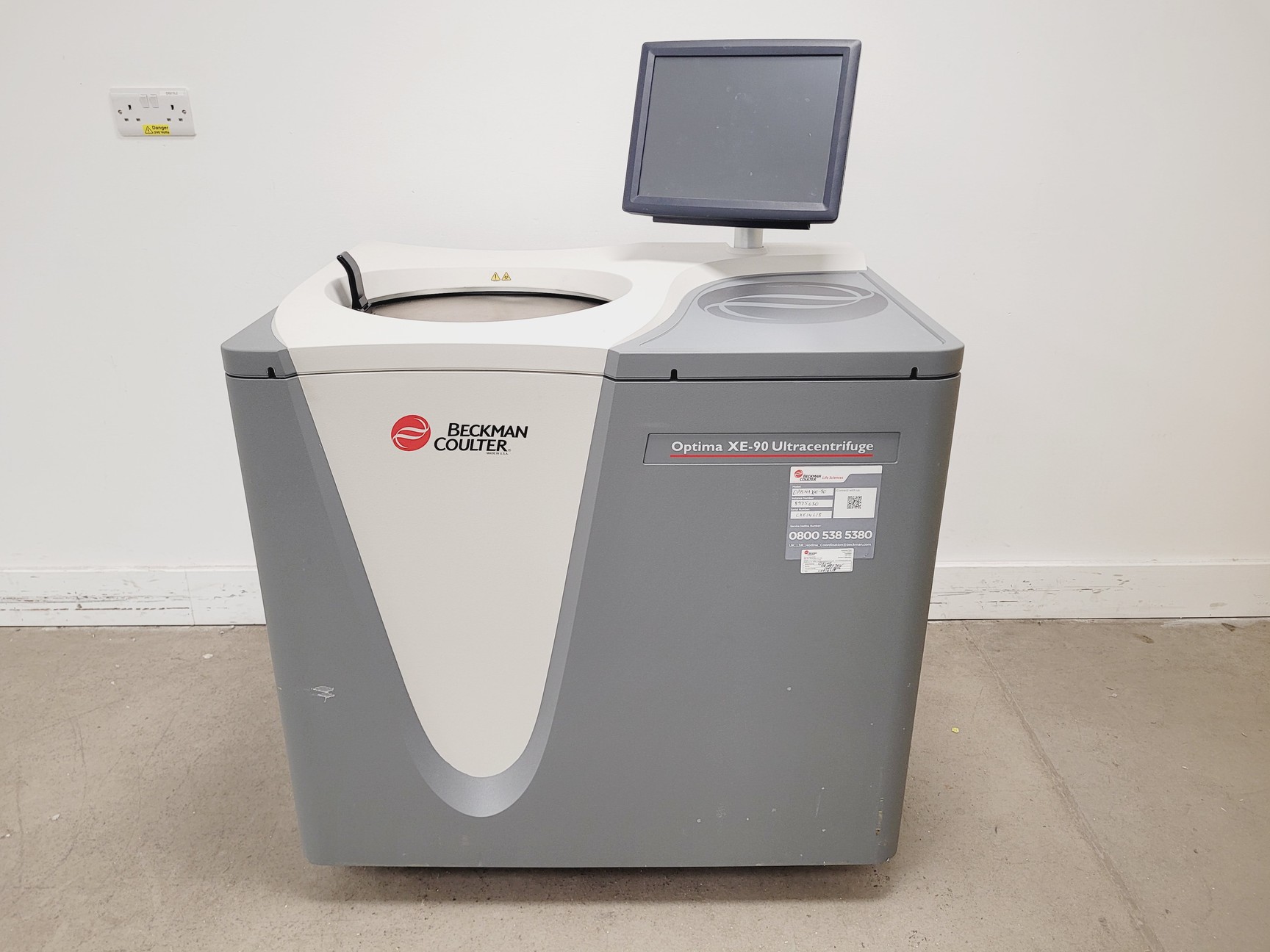 Image of Beckman Coulter Optima XE-90 Ultracentrifuge 