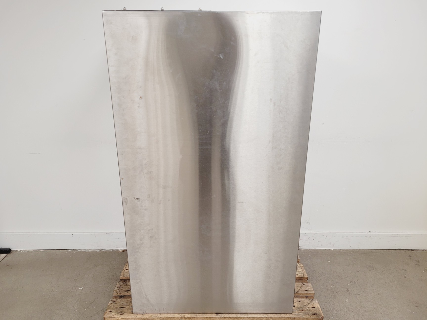 Image of Nuaire NU425-300-E Class 2 Safety Cabinet Lab