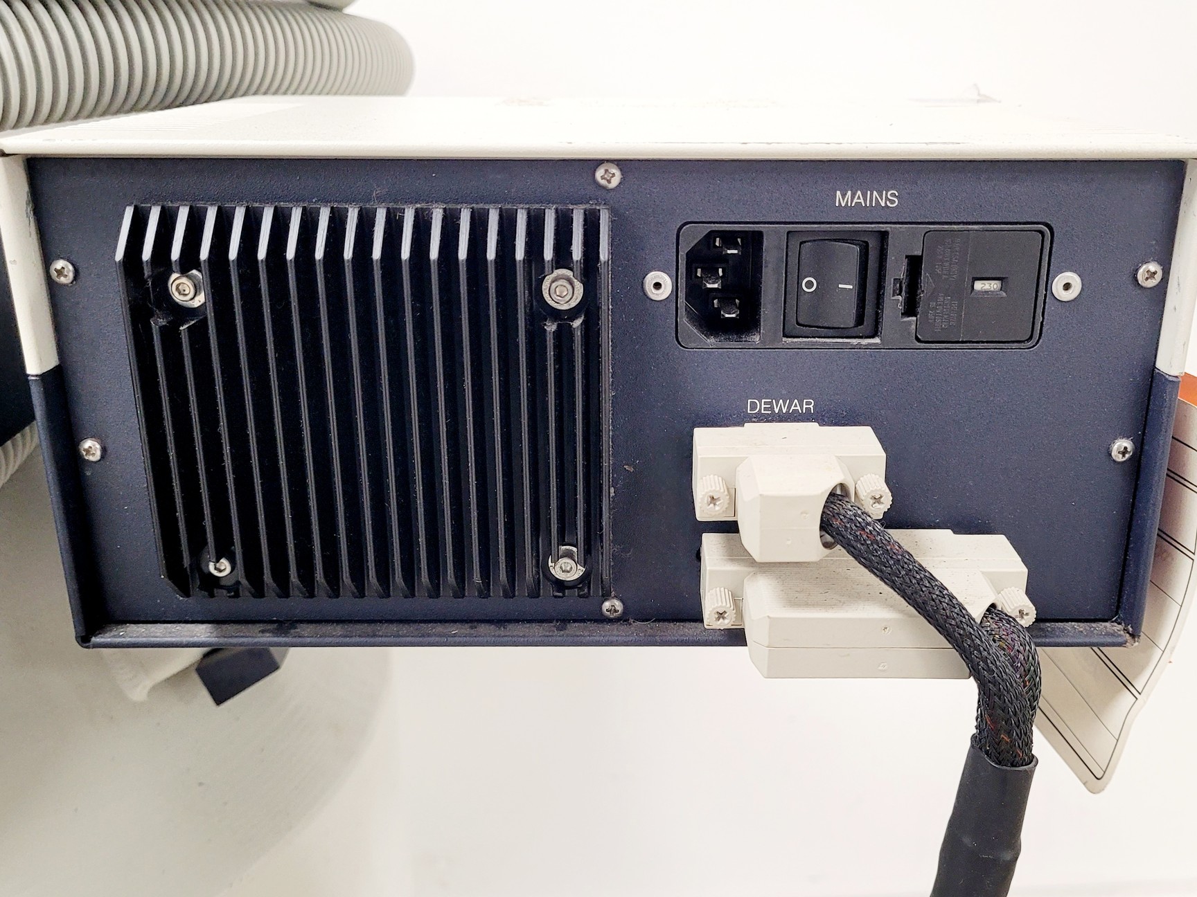 Image of Leica EM AFS Freezer with 35HC-SP Liquid Nitrogen Tank