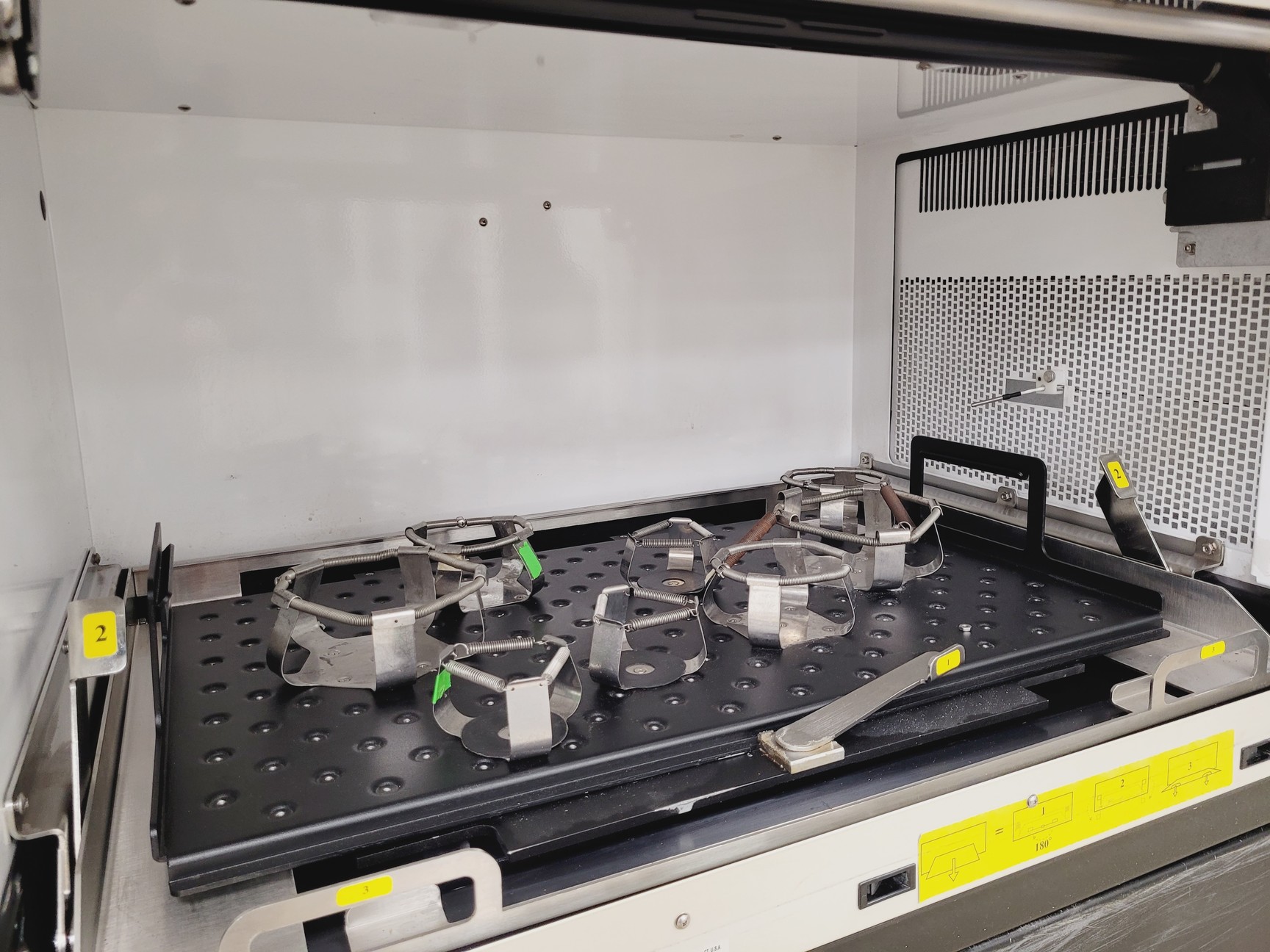 Image of New Brunswick Innova 44 Shaking Incubator