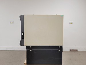 Thumbnail image of New Brunswick Innova 44 Shaking Incubator