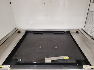 Thumbnail image of New Brunswick Innova 44 Shaking Incubator