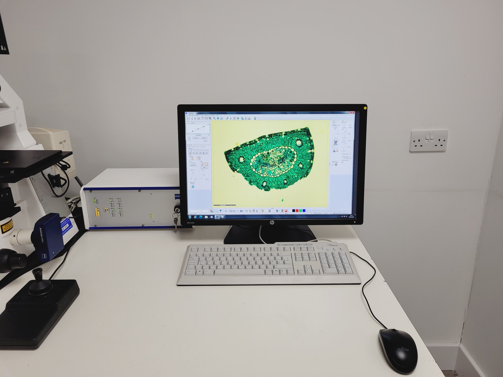 Image of Zeiss PALM MicroBeam System with PC & Software