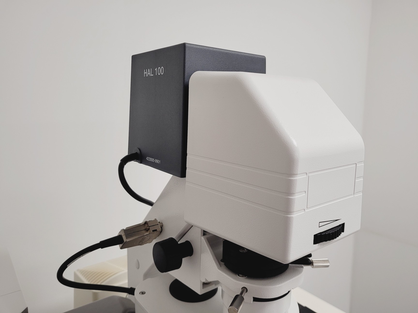 Image of Zeiss PALM MicroBeam System with PC & Software