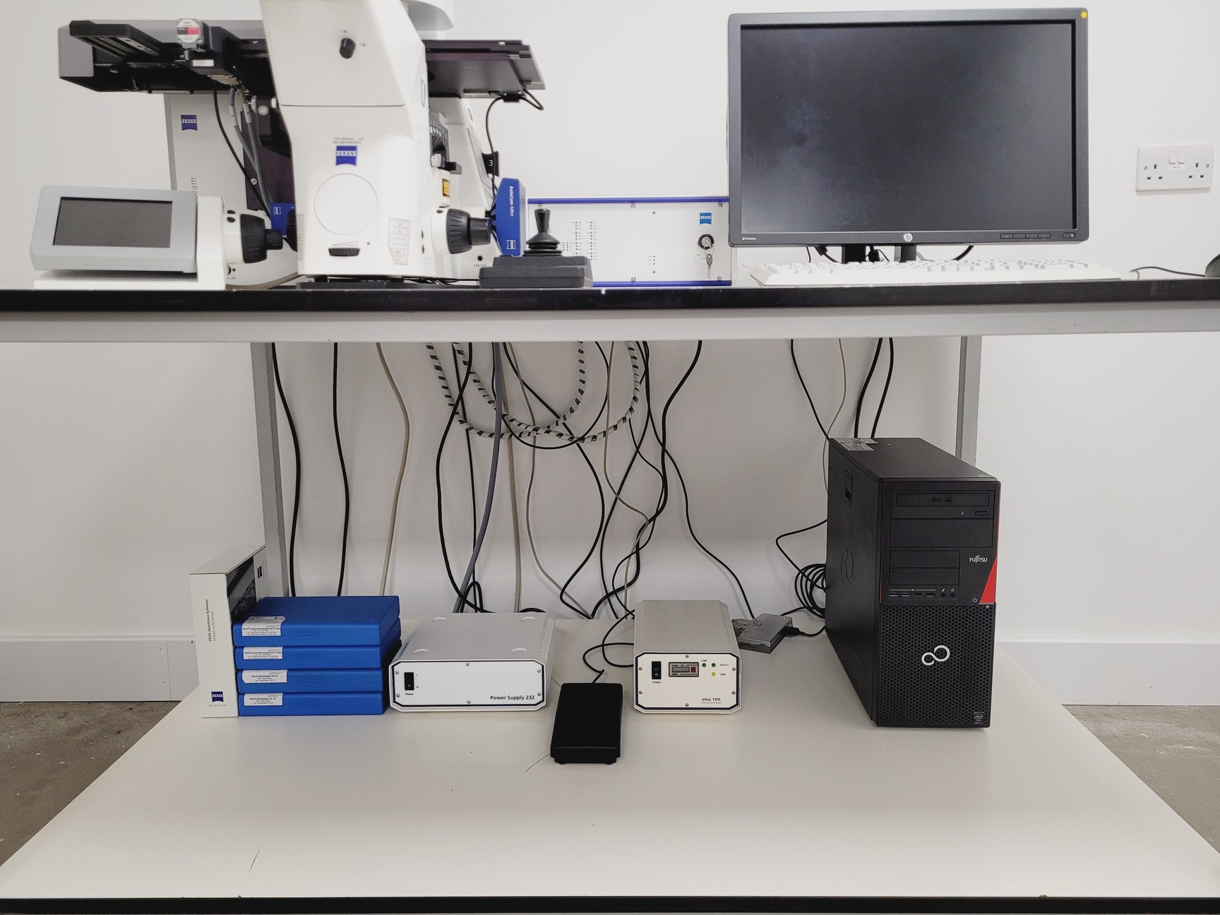 Image of Zeiss PALM MicroBeam System with PC & Software