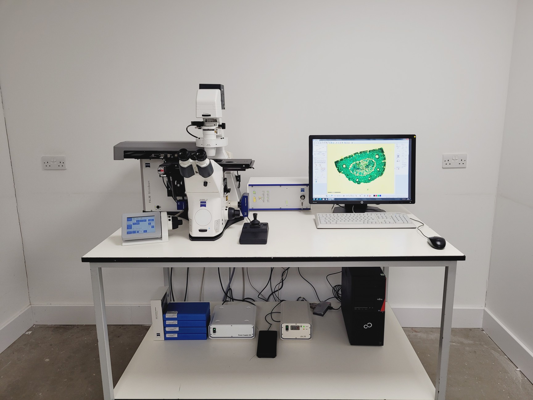 Image of Zeiss PALM MicroBeam System with PC & Software