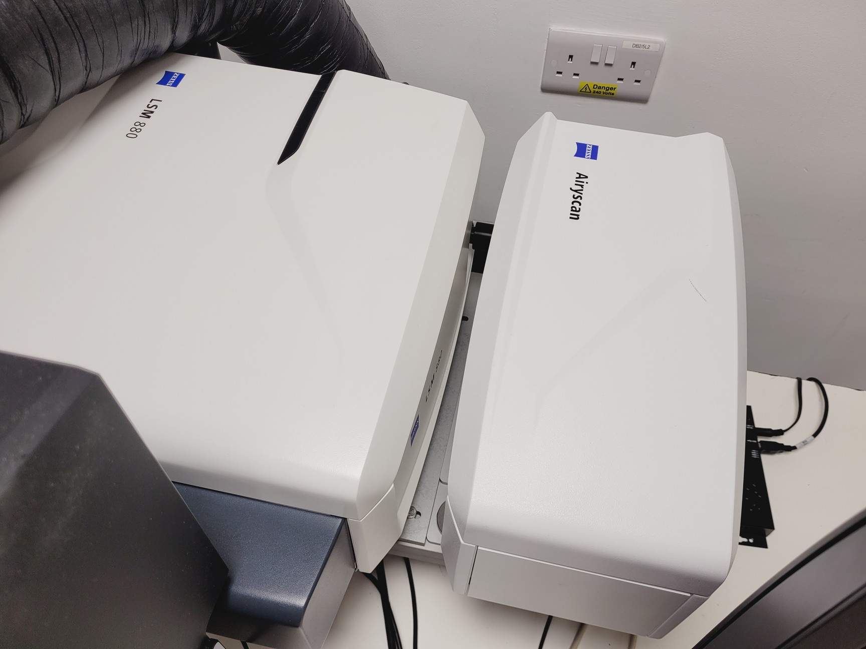 Image of Zeiss LSM880 Confocal Microscope System