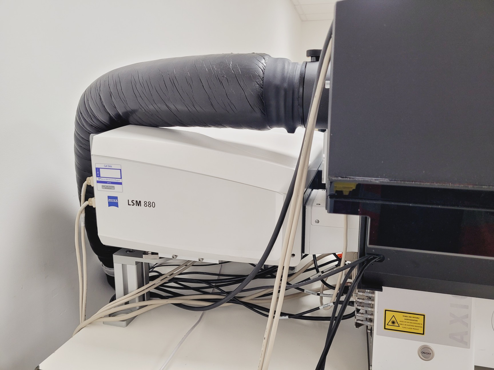 Image of Zeiss LSM880 Confocal Microscope System