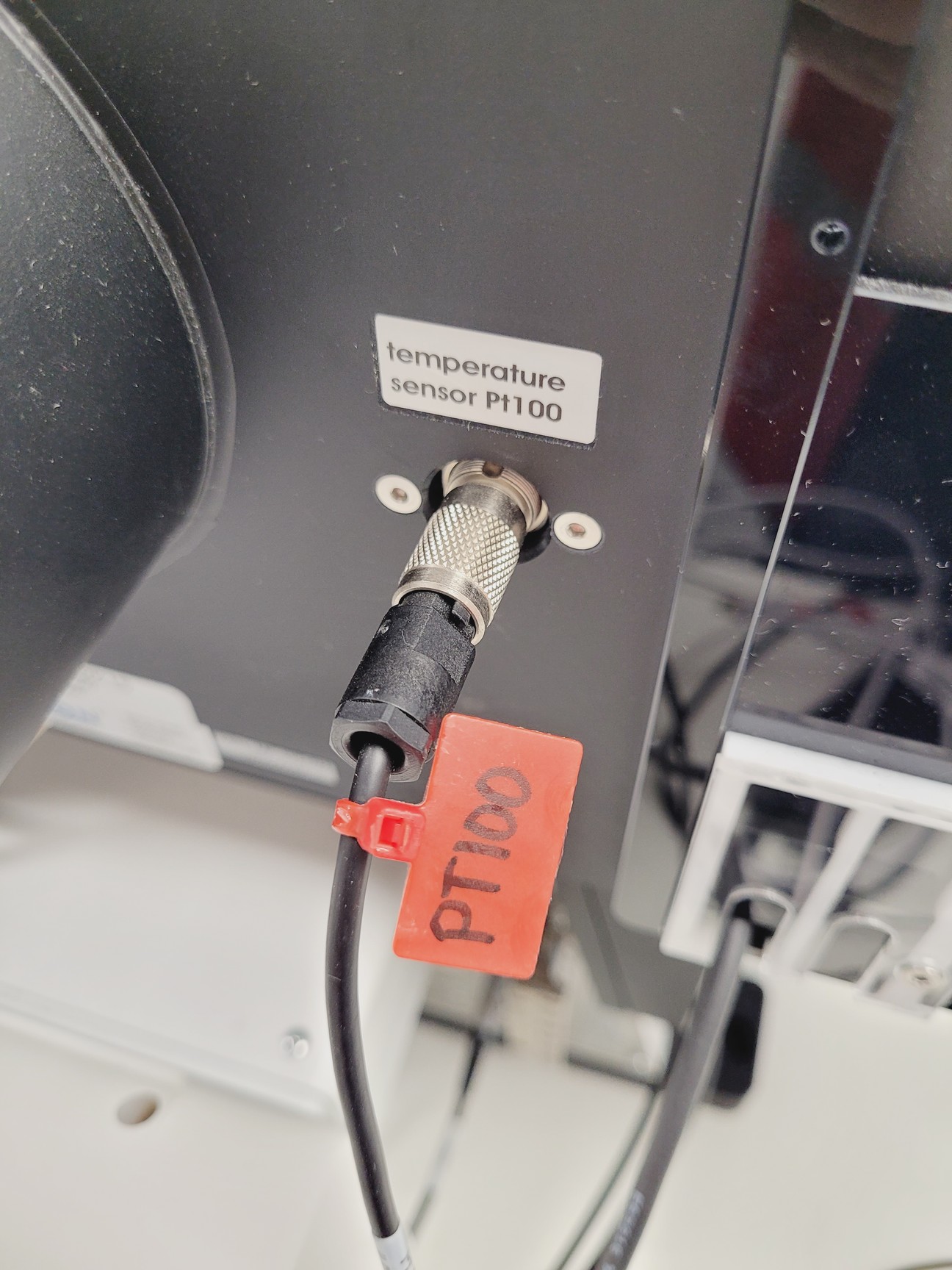 Image of Zeiss LSM 880 Confocal Microscope System with Airyscan & Environmental Control