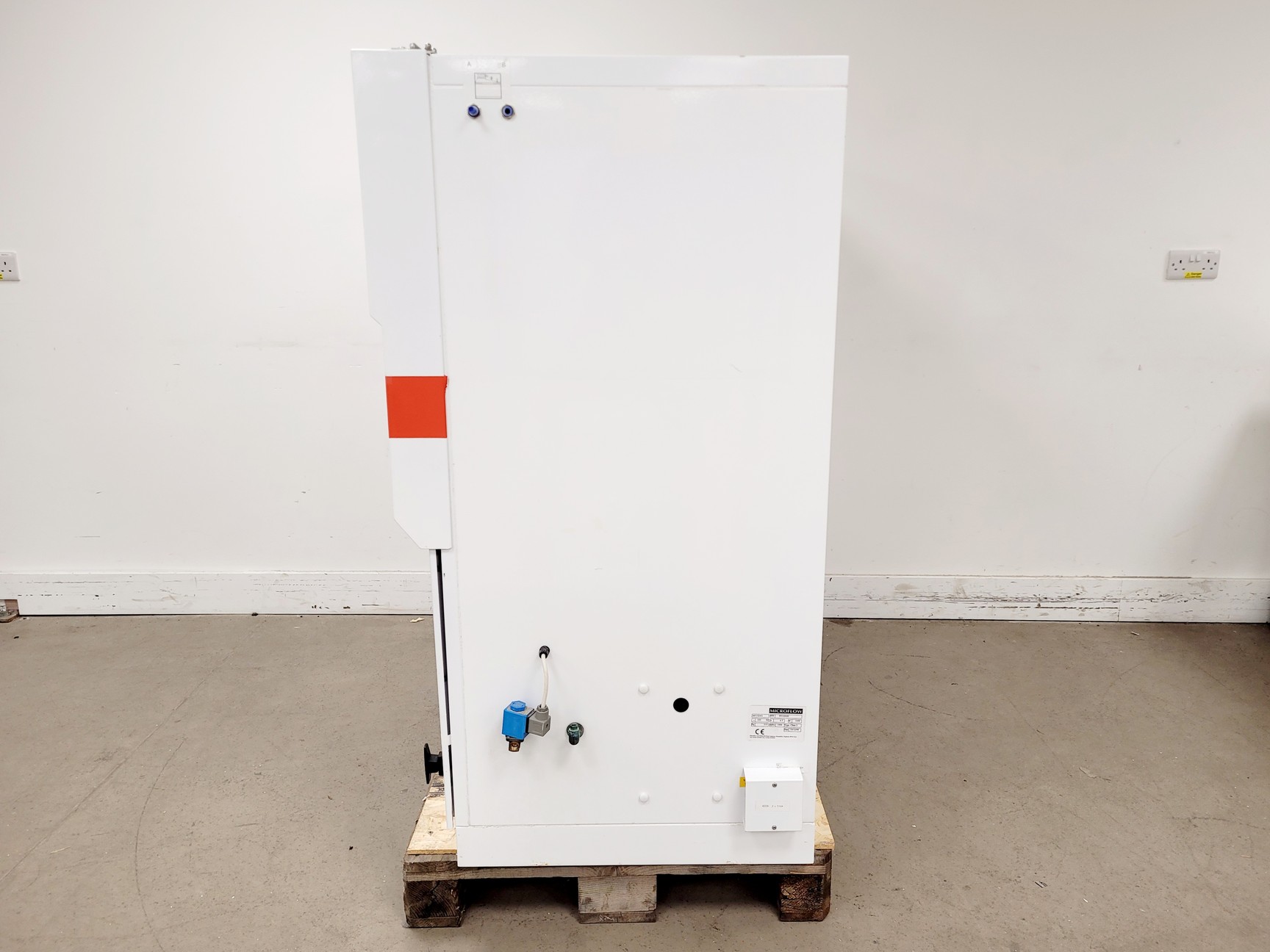 Image of Microflow Class 2 Biological Safety Cabinet Model M51424/2