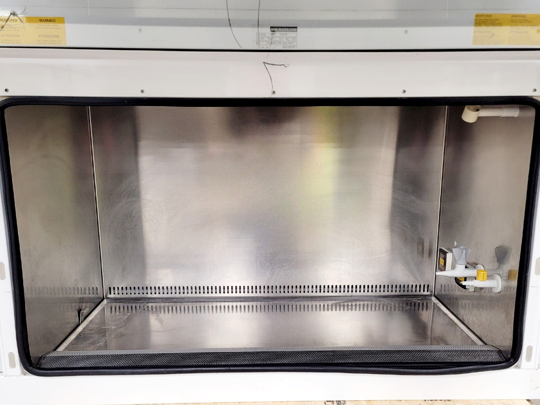 Image of Microflow Class 2 Biological Safety Cabinet Model M51424/2