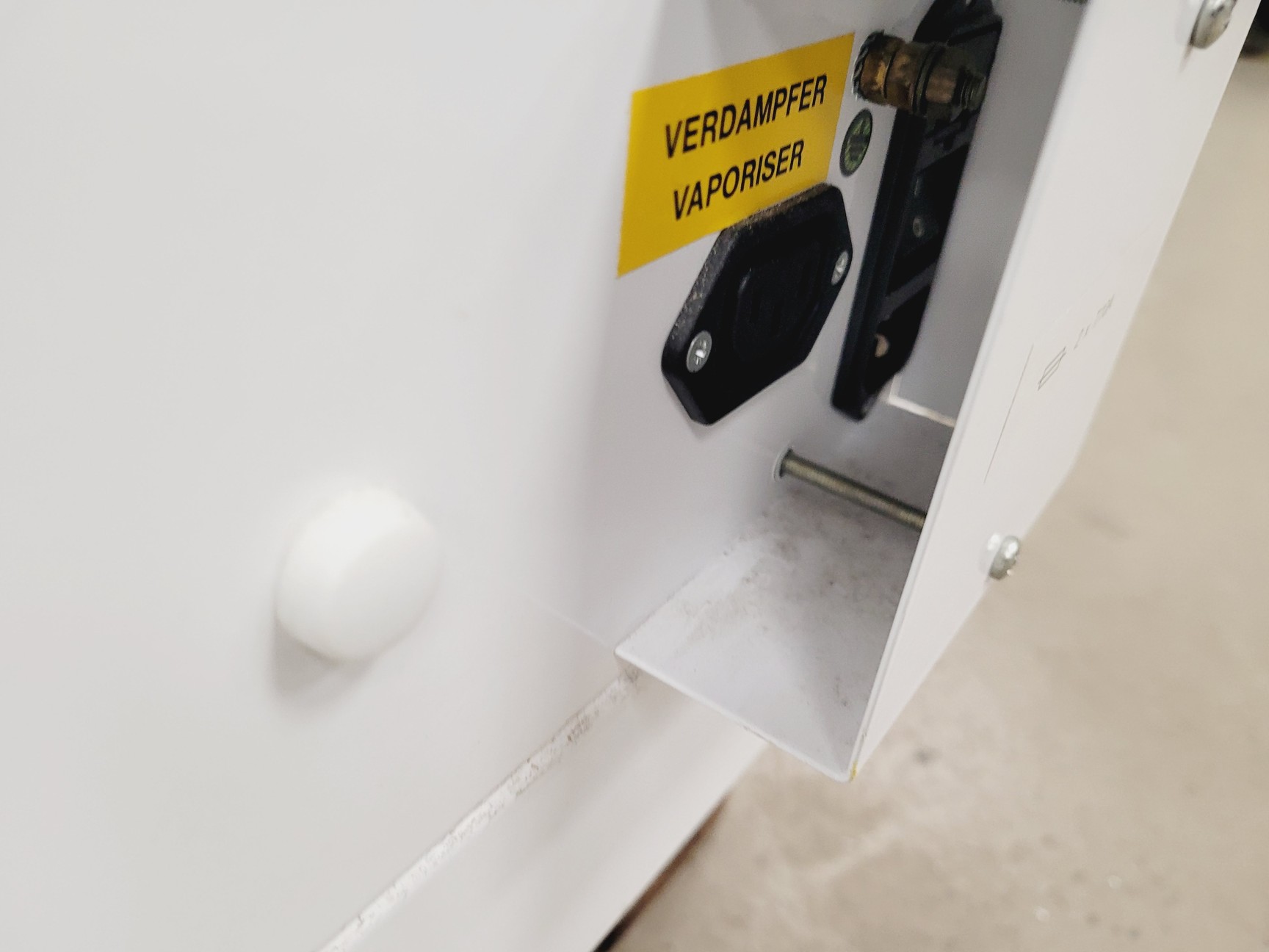 Image of Microflow Class 2 Biological Safety Cabinet Model M51424/2