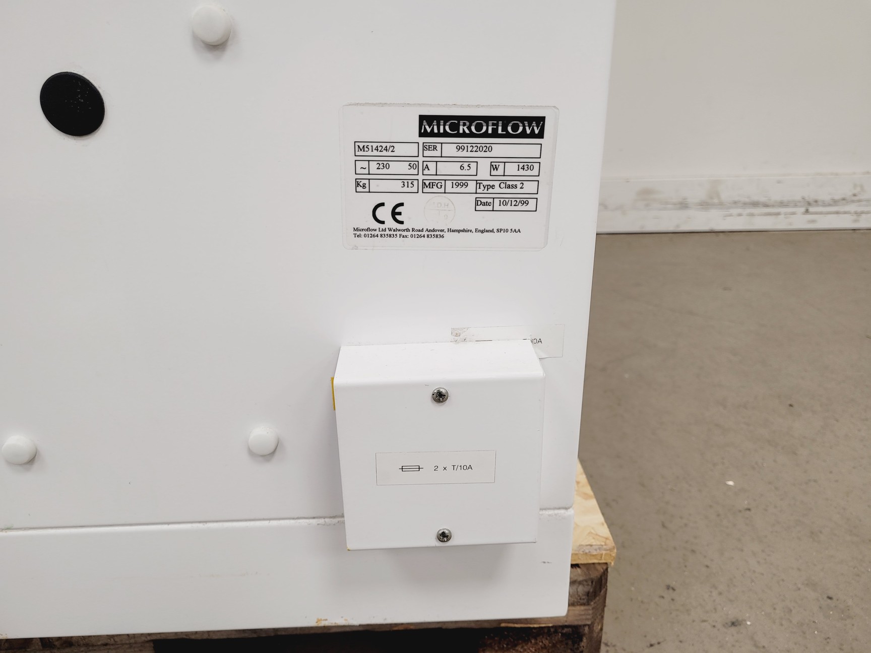 Image of Microflow Class 2 Biological Safety Cabinet Model M51424/2