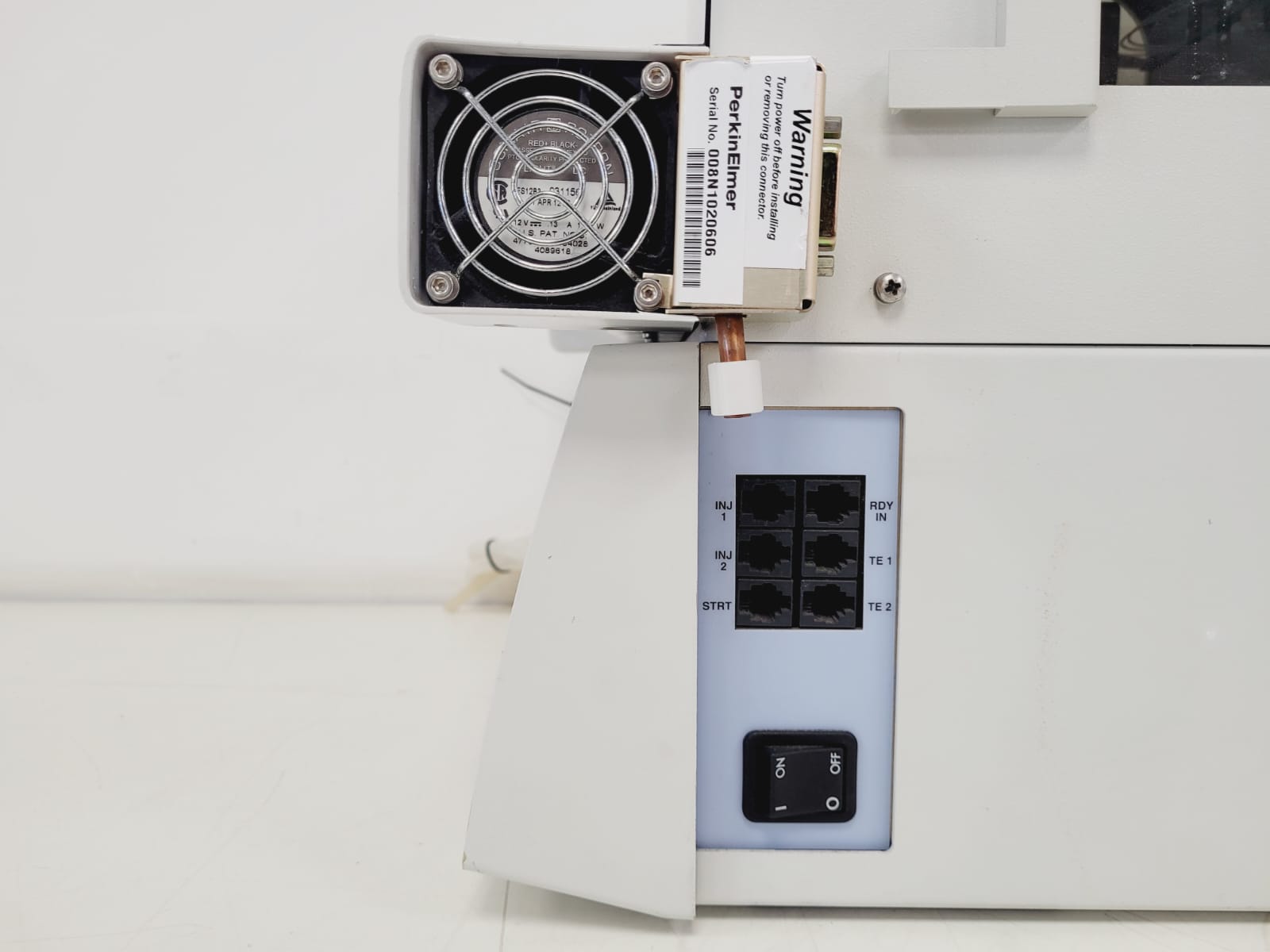 Image of Perkin Elmer Series 200 Autosampler W/ Series 200 Peltier Tray Control Assembly 