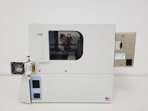 Thumbnail image of Perkin Elmer Series 200 Autosampler W/ Series 200 Peltier Tray Control Assembly 