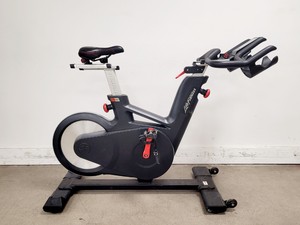 Thumbnail image of Life Fitness Model IC6 Indoor Cycle Exercise Bike 