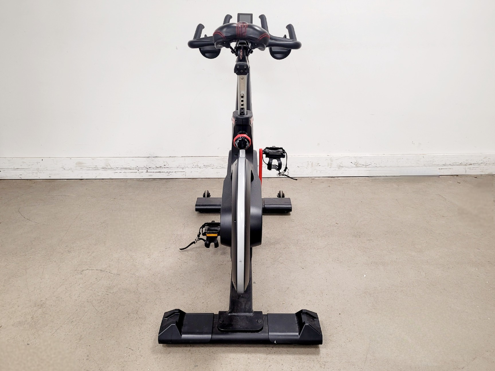 Image of Life Fitness Model IC6 Indoor Cycle Exercise Bike 