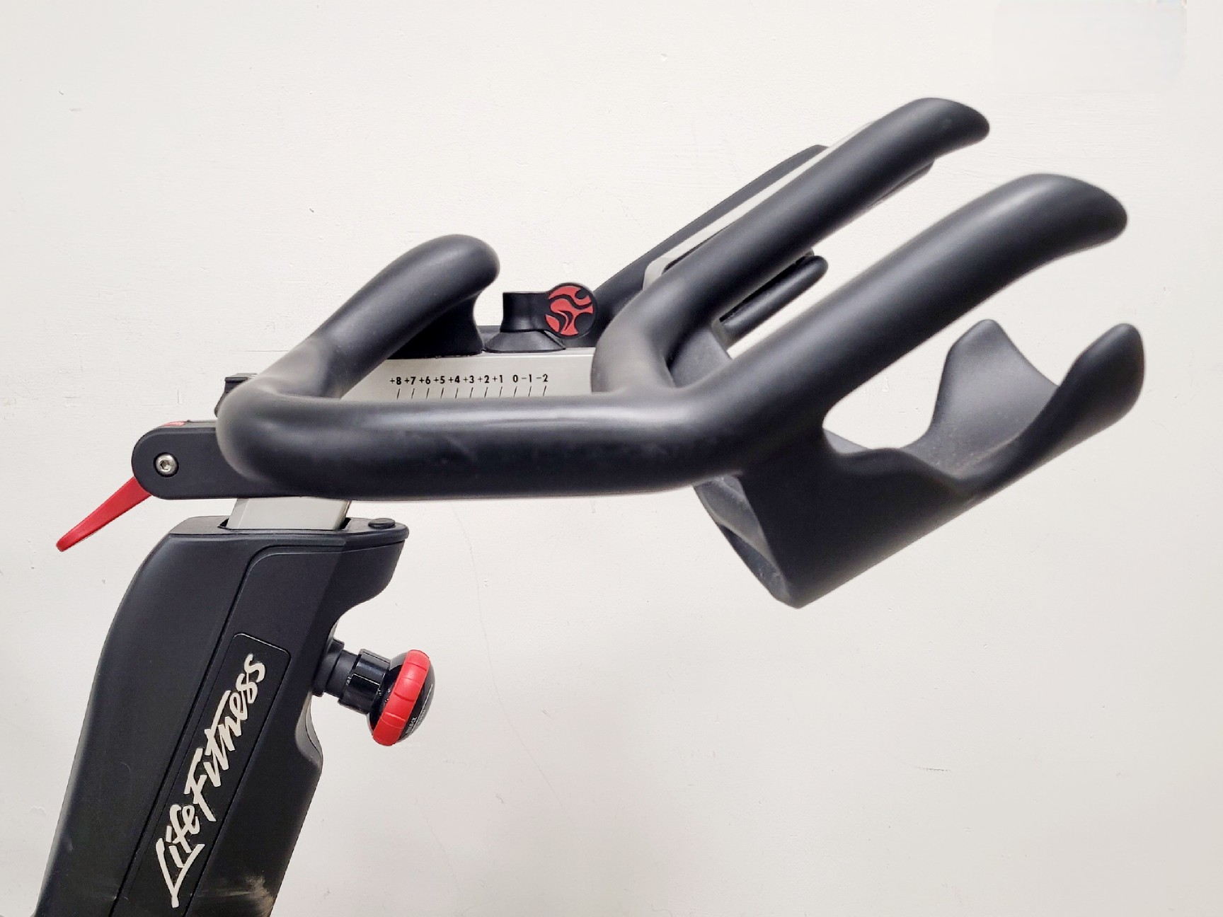 Image of Life Fitness Model IC6 Indoor Cycle Exercise Bike 