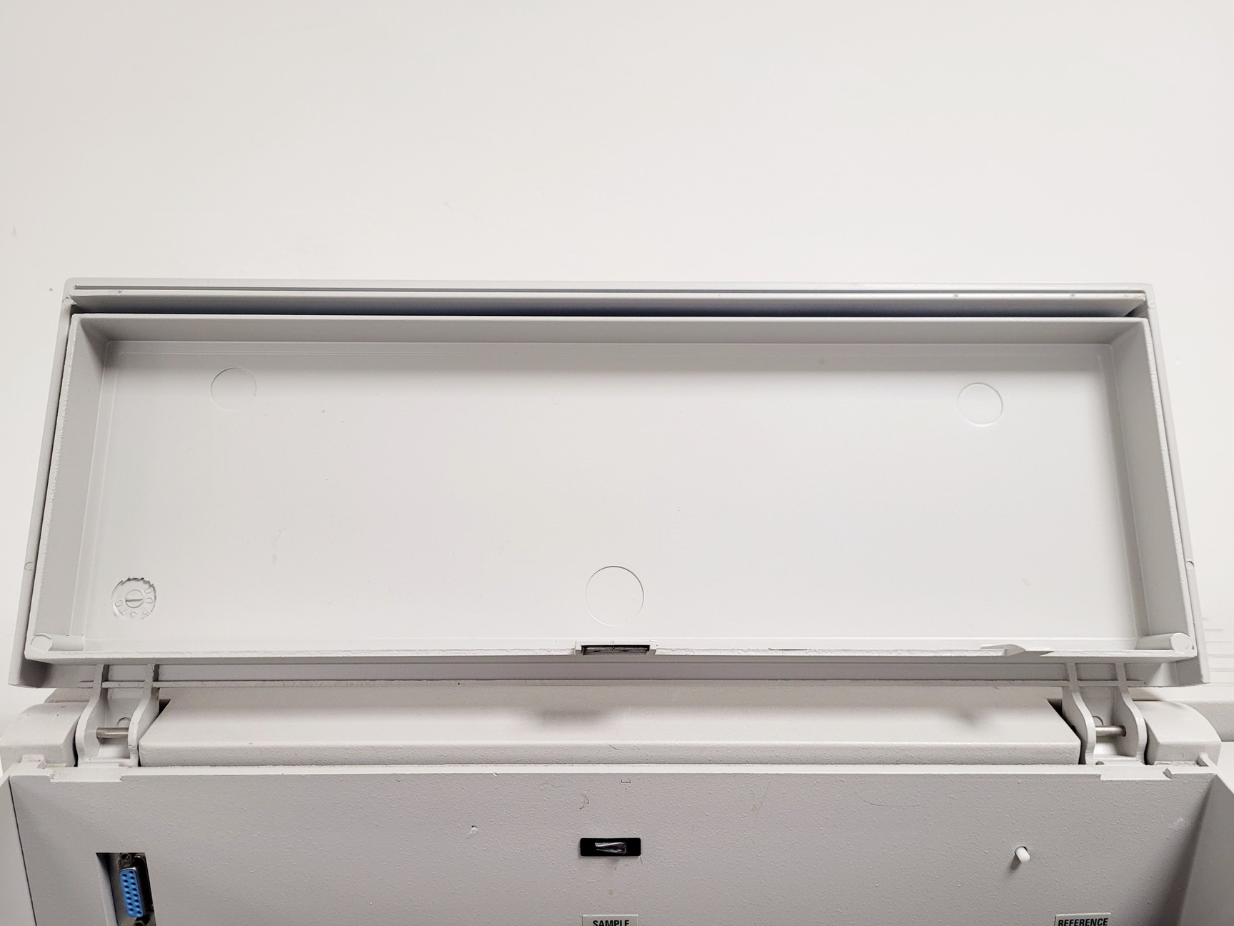 Image of Thermo Electron Corporation UNICAM UV/Vis Spectrometer UV4